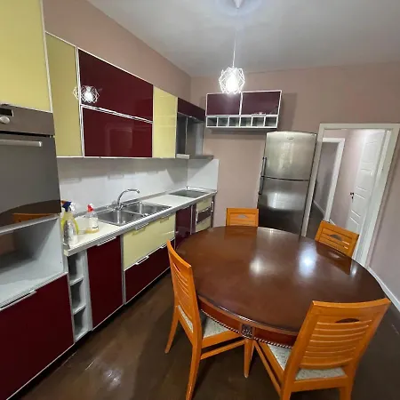Klajdi Apartment *